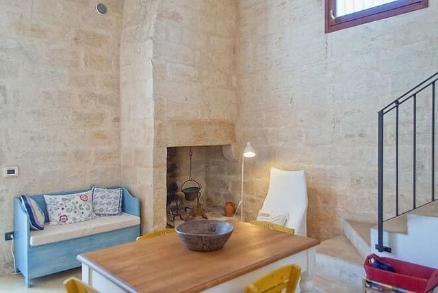 House, 2 Bedrooms, 2 Bathrooms