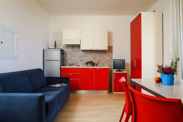 Economy Studio, Kitchenette, City View