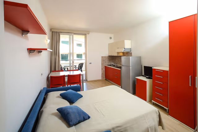 Economy Studio, Kitchenette, City View