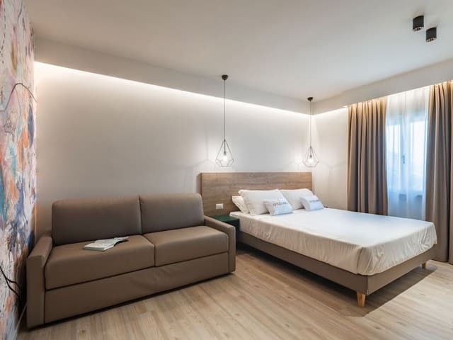 Junior Studio Suite