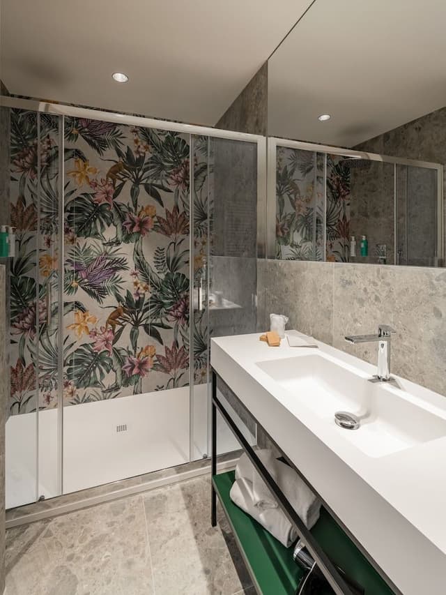 Junior Studio Suite