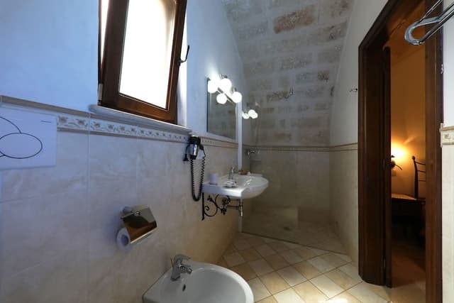 Double Room (Mandarino)