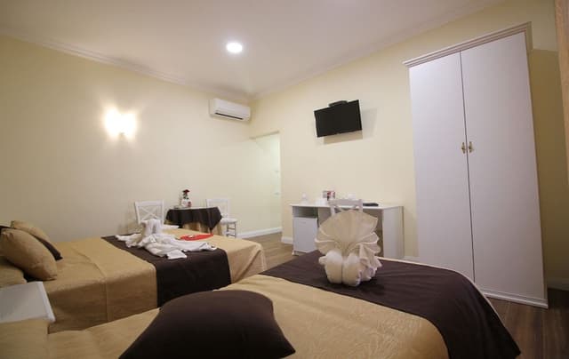 Triple Room