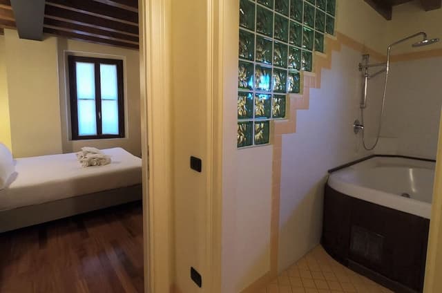 Basic Studio, Jetted Tub (con Parco Termale - 2 pax)