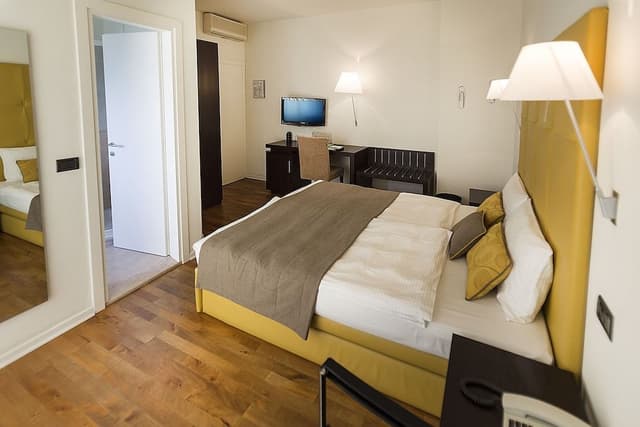 Double Room, Lake View