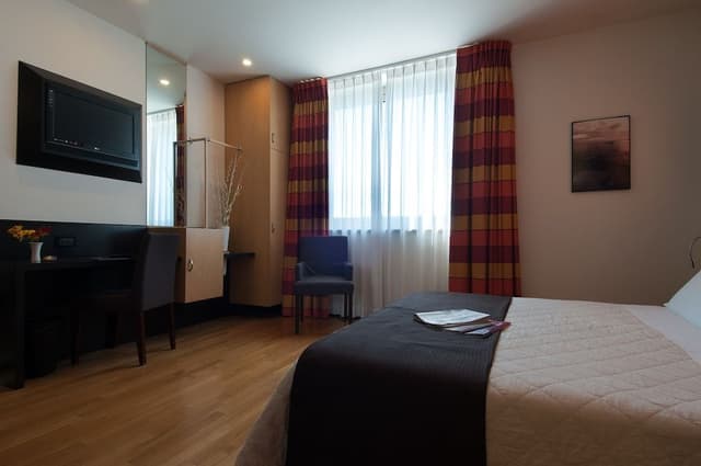 Comfort Triple Room