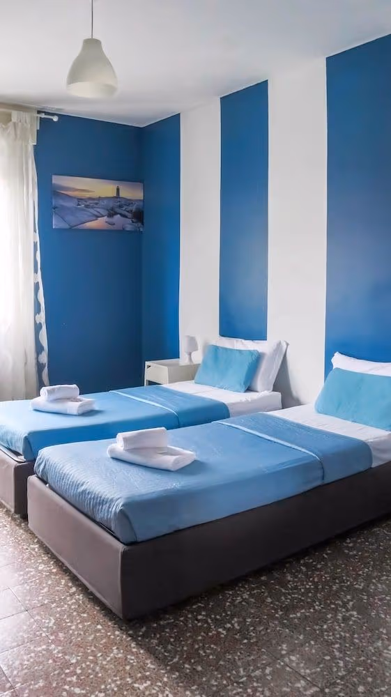 Double or Twin Room, Shared Bathroom