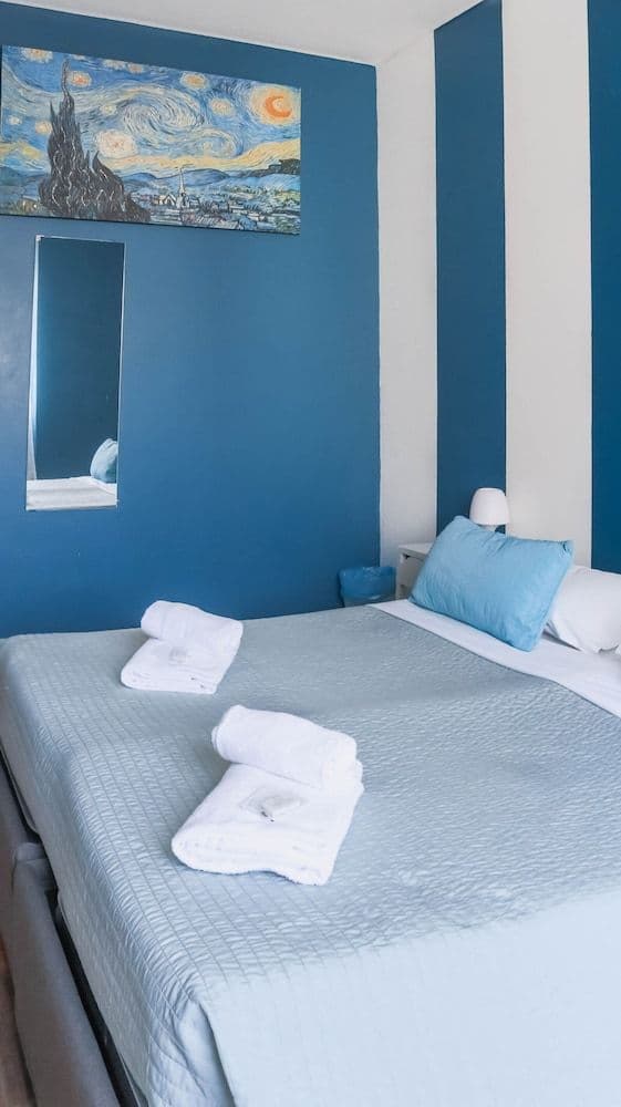 Double or Twin Room, Shared Bathroom