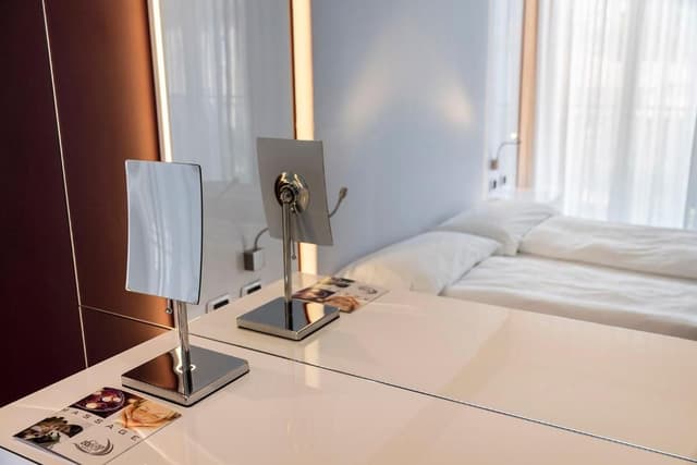Junior Suite with Lake View