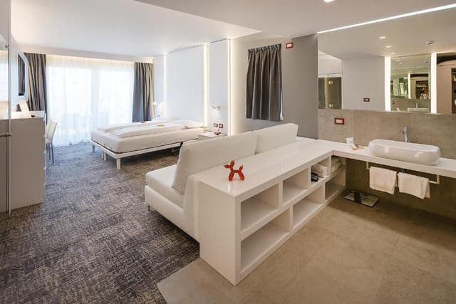 Junior Suite Sauna with Lake View