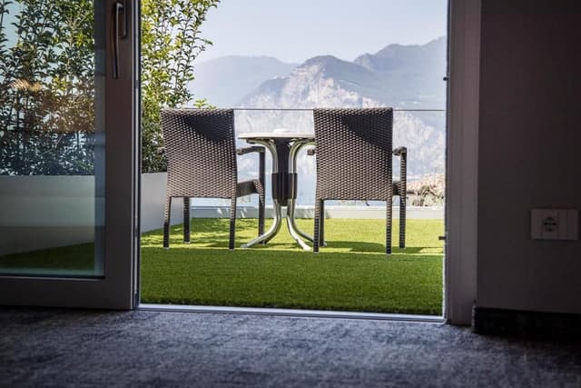 Junior Suite Terrace with Lake View