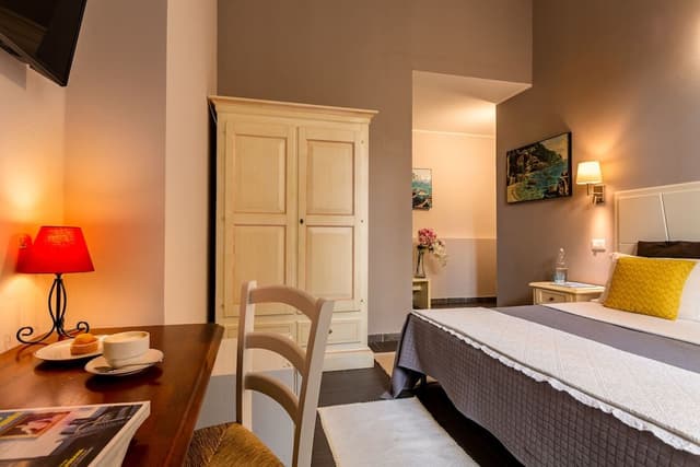 Comfort Double Room, 1 Bedroom, Refrigerator & Microwave, City View