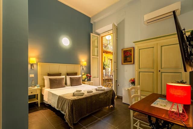 Comfort Double Room, 1 Bedroom, Refrigerator & Microwave, City View