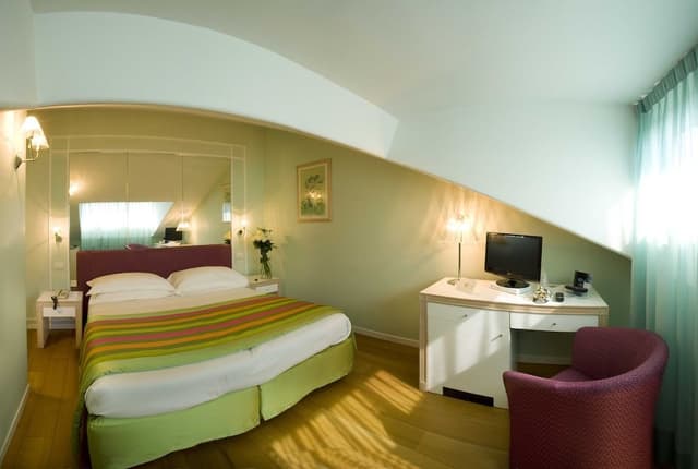 Classic Triple Room