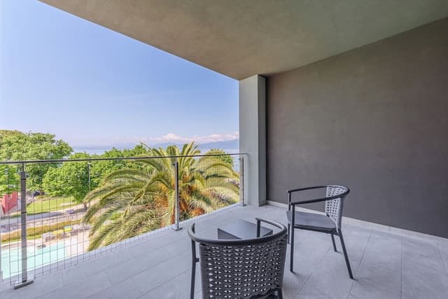 Panoramic Triple Room