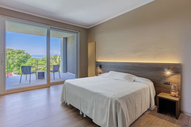 Panoramic Triple Room, Terrace, Lake View