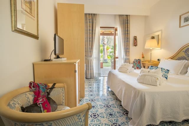 Deluxe Double or Twin Room, Sea View