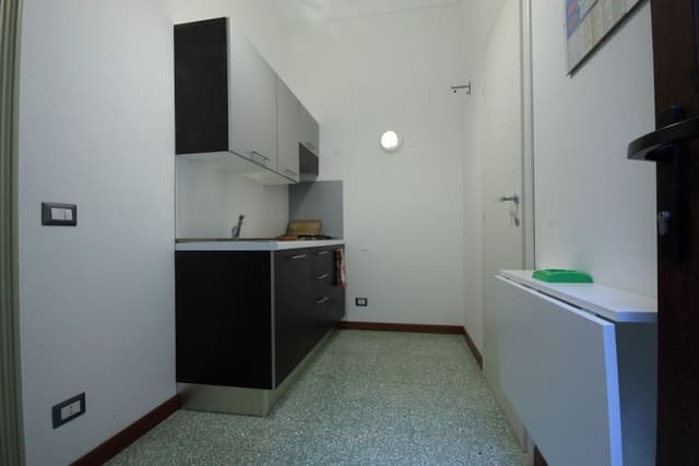 Single Room, Private Bathroom
