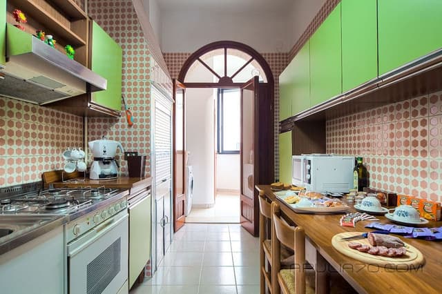 Deluxe Apartment, 4 Bedrooms, Kitchen, Garden View