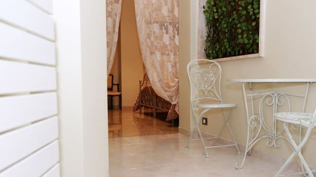 Deluxe Apartment, 4 Bedrooms, Kitchen, Garden View