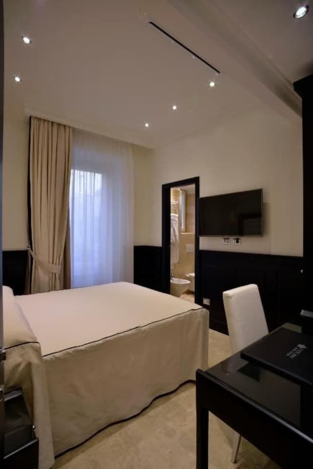 Deluxe Room, 1 Double Bed
