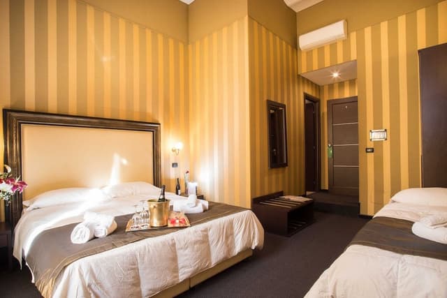 Triple Room