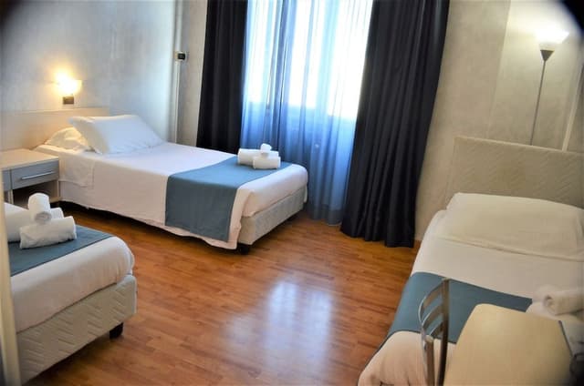 Triple Room