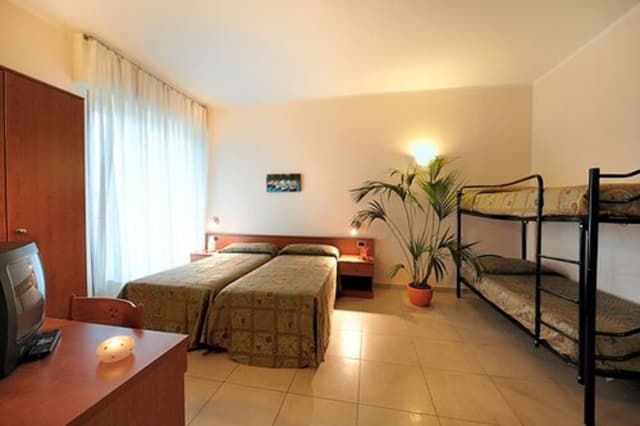 Standard Triple Room, Balcony