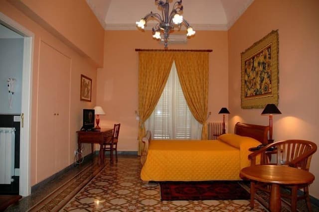 Double Room, Private Bathroom