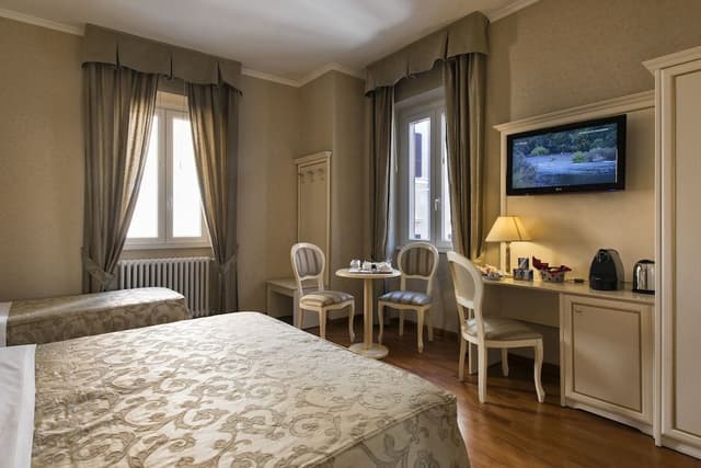 Comfort Triple Room
