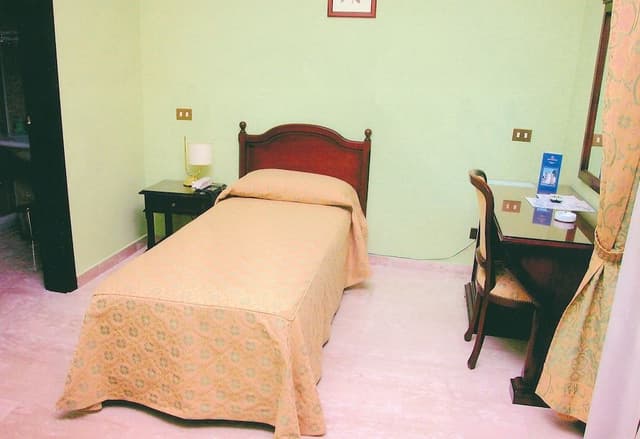 Single Room