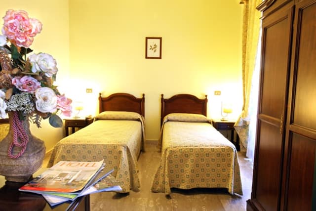 Double Room, 2 Twin Beds