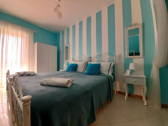 Family Room, Balcony