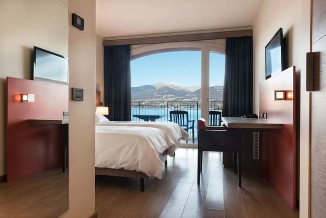Deluxe Room, Terrace, Lake View