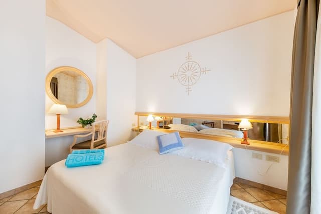 Triple Cottage (2 adults and 1 child)