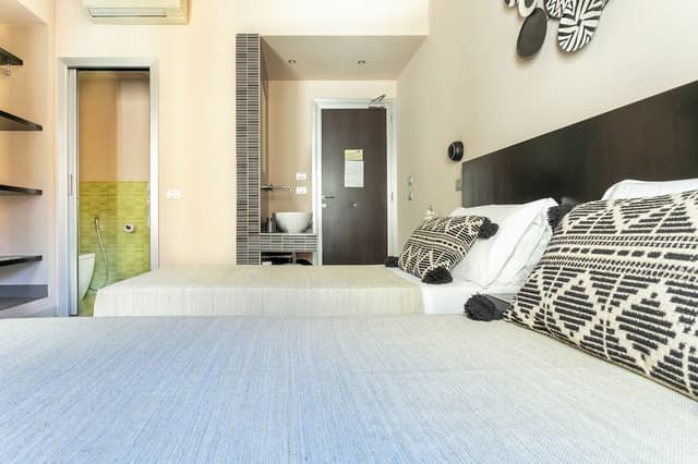Classic Twin Room