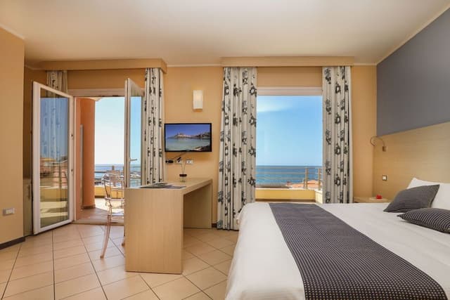 Superior Double Room, Terrace, Sea View
