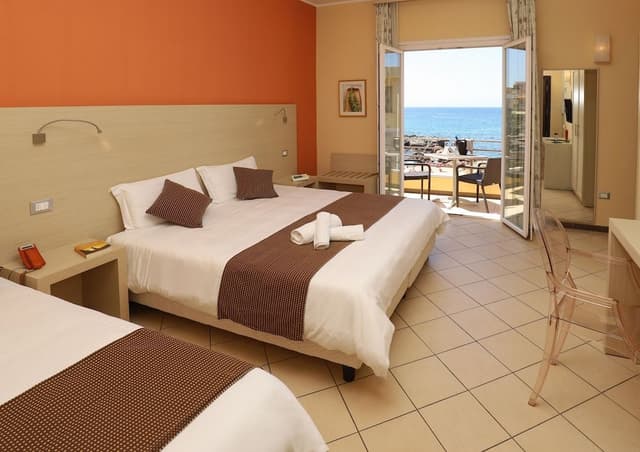 Panoramic Triple Room, Balcony, Sea View