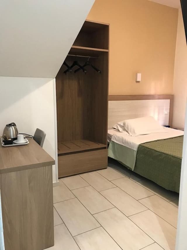 Standard Room, 1 Large Twin Bed
