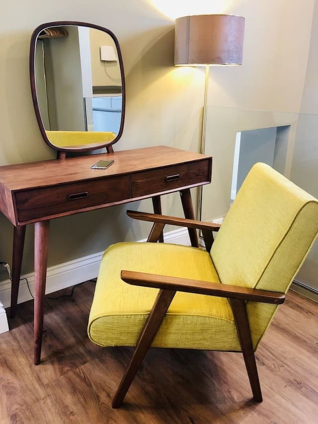 Junior Suite, 1 Queen Bed, City View, Tower (stair access only)