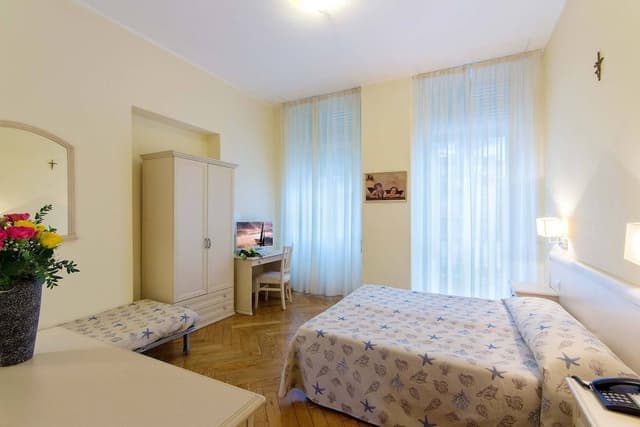 Classic Triple Room