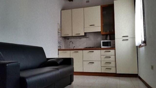Standard Apartment, Annex Building