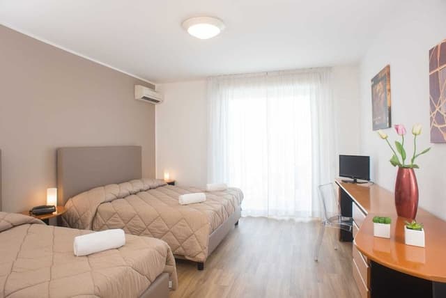 Standard Triple Room, Balcony, City View