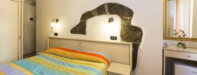 Double Room (Small)