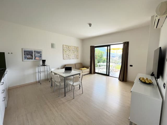 Apartment, 2 Bedrooms, Lake View