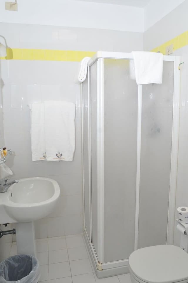 Basic Triple Room