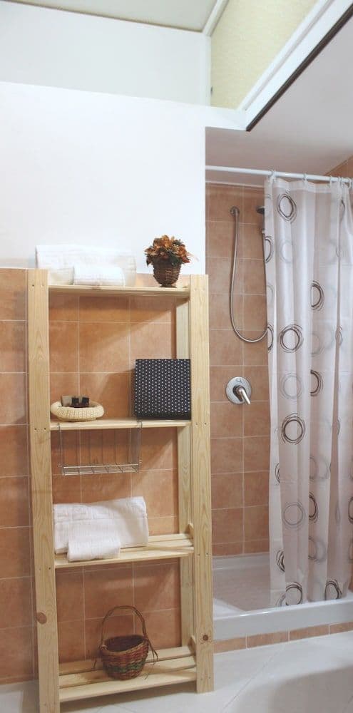 Double Room, Private Bathroom (private external bathroom)