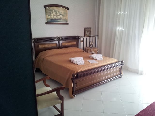 Double Room, Non Smoking, Ensuite