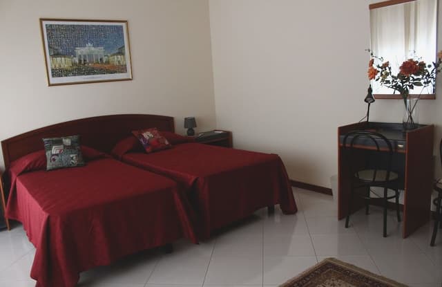 Basic Triple Room, Shared Bathroom