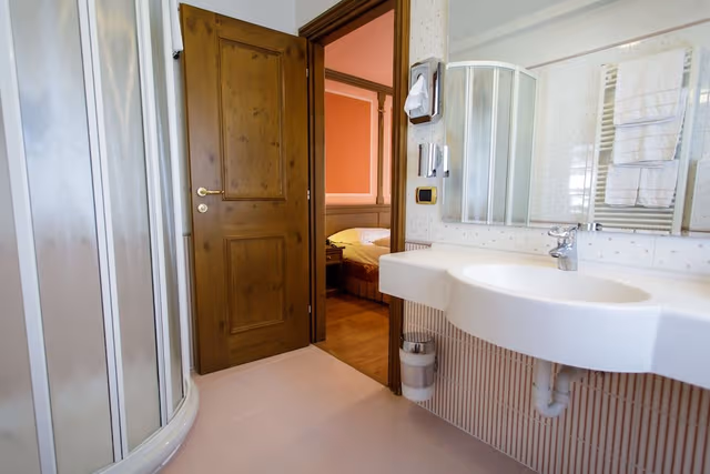Standard Double or Twin Room, 1 Double or 2 Twin Beds, Balcony